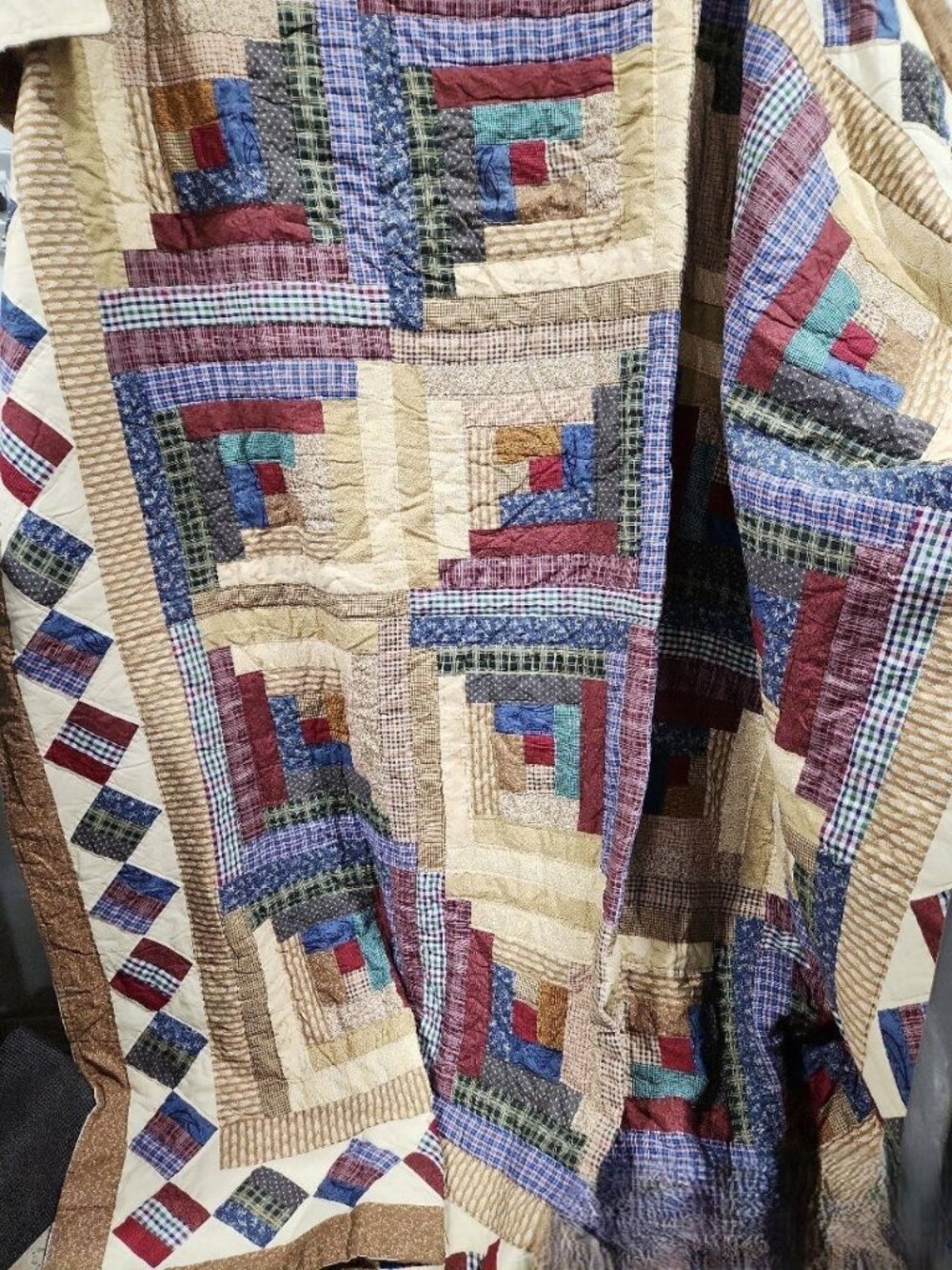 Handmade Quilt Log Cabin Pattern Q size